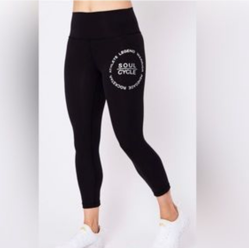 Lululemon x soul cycle 21" leggings size 6